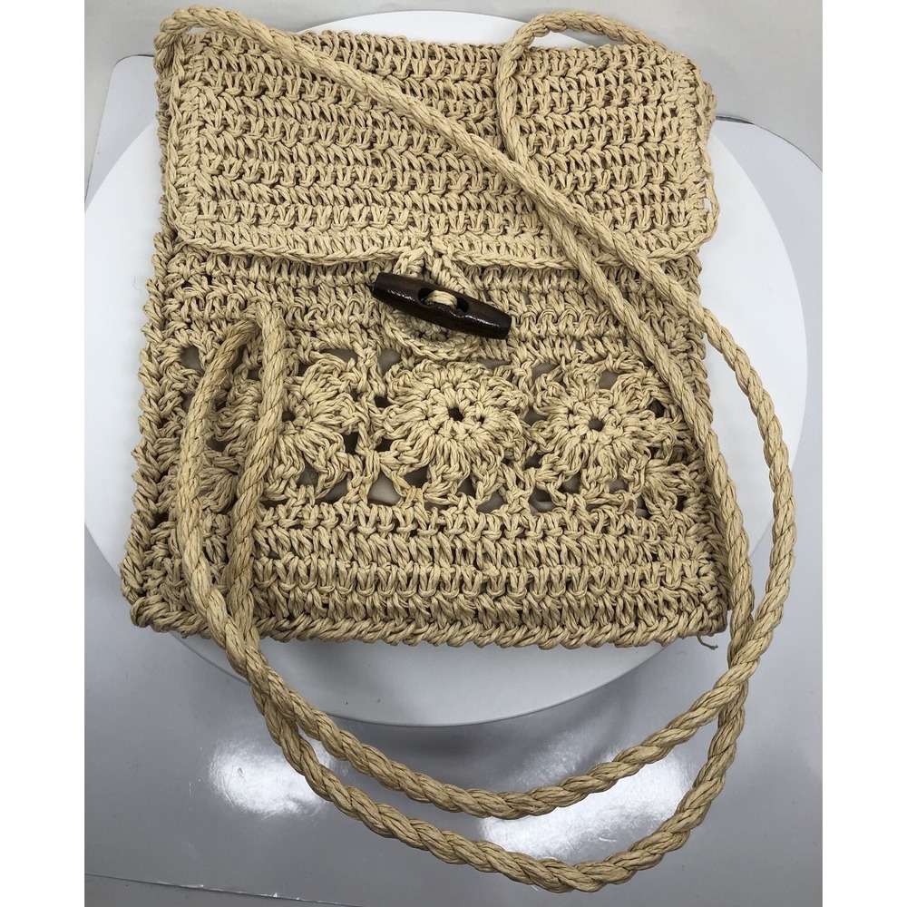 Vintage Purse‎ Boho Shoulder Bag Beige Woven Tote 48" Shoulder Strap Wood Clasp